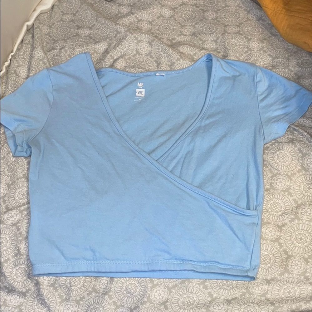 Blue cross top